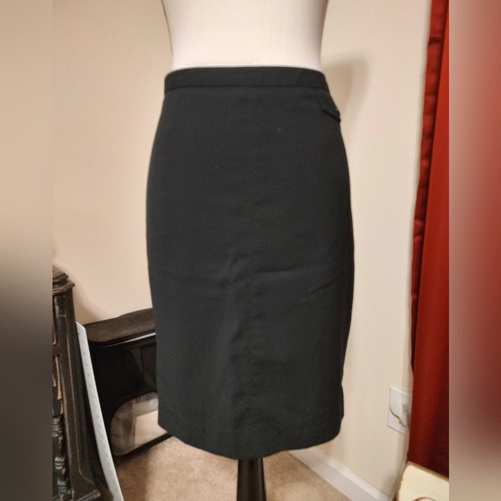 Gap black pencil skirt with lining